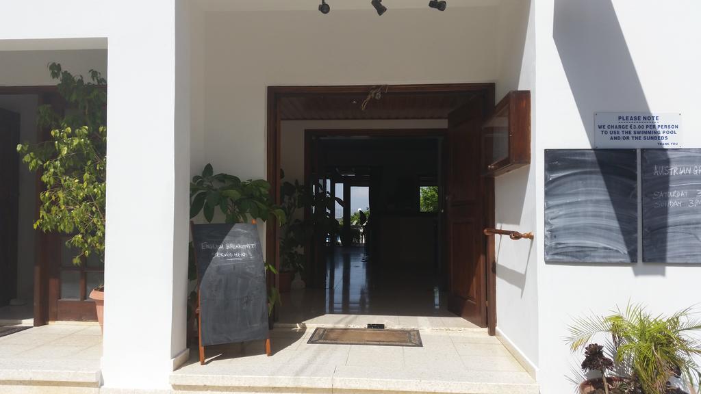 Pissouriana Hotel Apartments Экстерьер фото