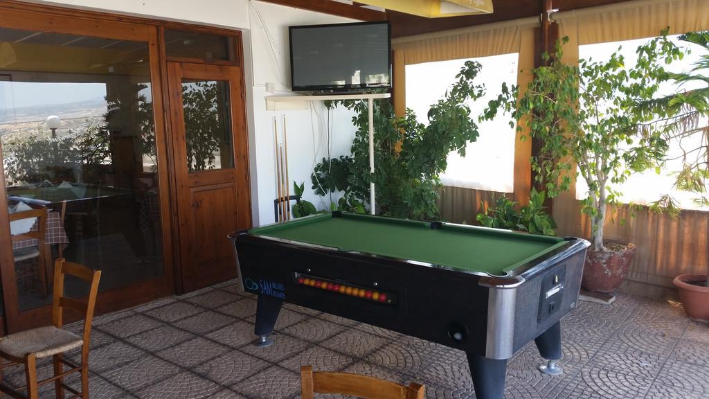 Pissouriana Hotel Apartments Экстерьер фото